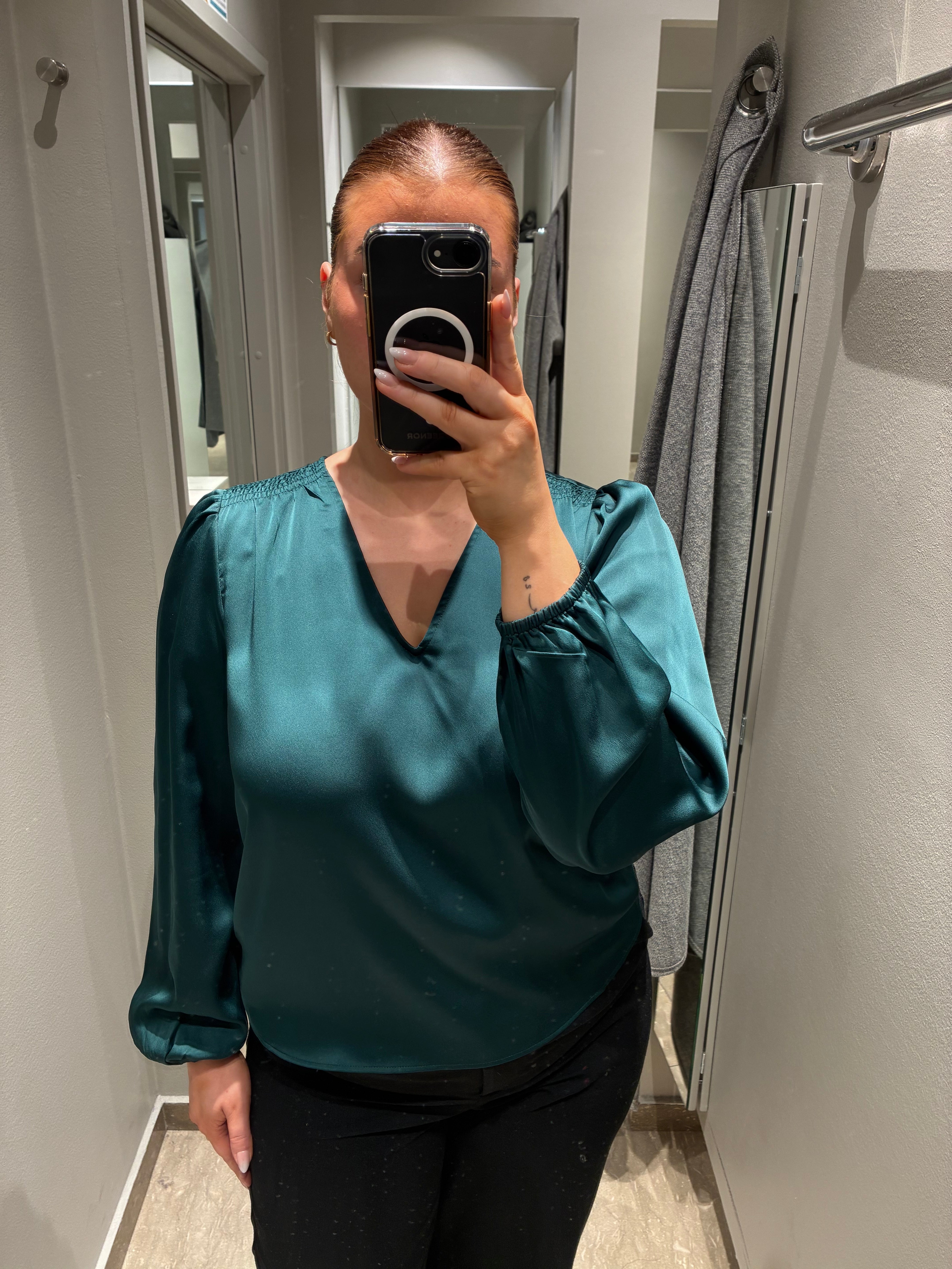 VIELLETTE Top - Ponderosa Pine