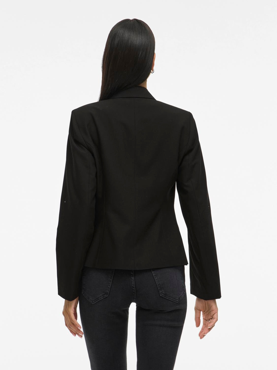 model_shot-back